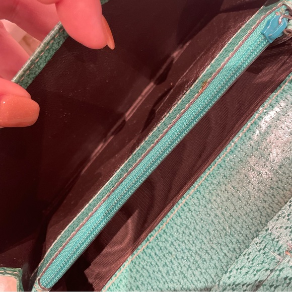 GUCCI Long Wallet 💙 Rare 🩵 Great Condition - Picture 12 of 15
